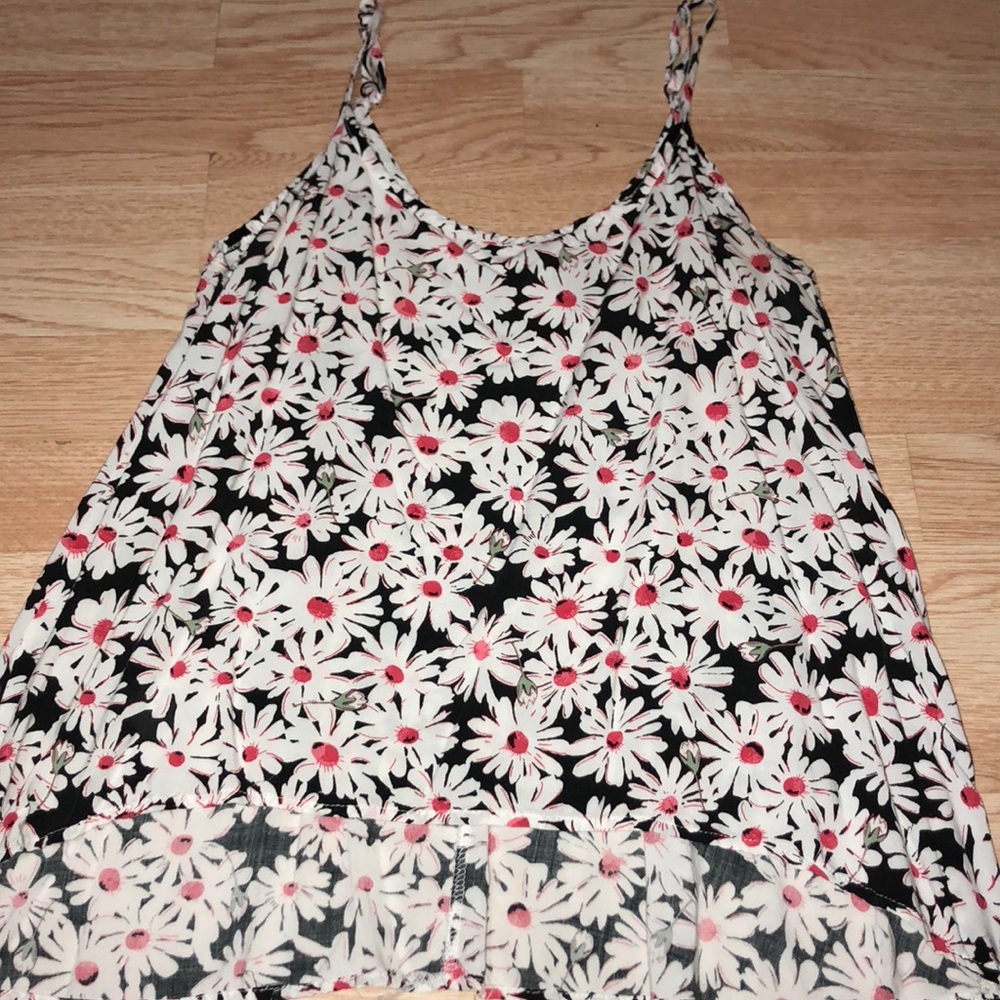 Wet seal Tank Top